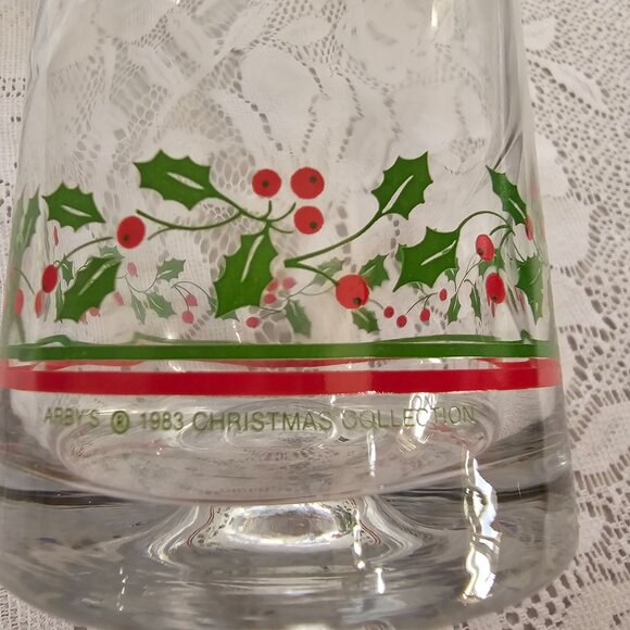 3 Arbys Christmas Holly Berry Ice Tea Glasses 5-1/4" gold rim green red 1980s - Picture 5 of 9
